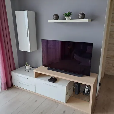 Apartment Holiday In Split, Near The Old Town, Three Rooms, Balcony, Garage Exterior photo